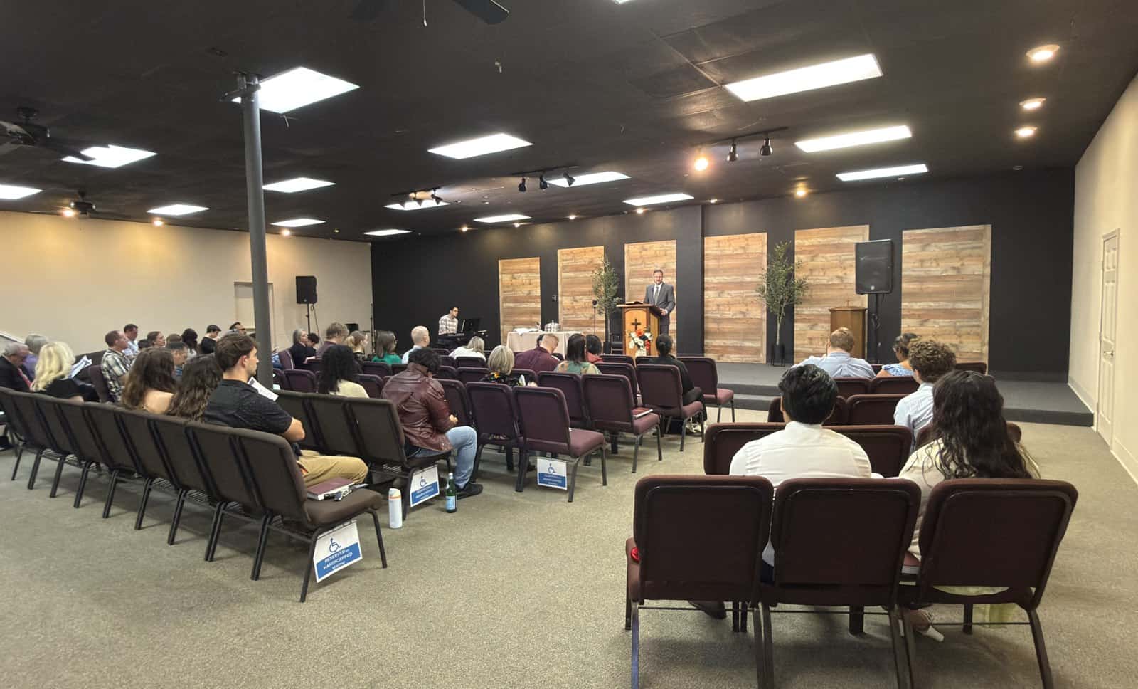 The congregation gathered for worship at Santa Clarita United Reformed Church